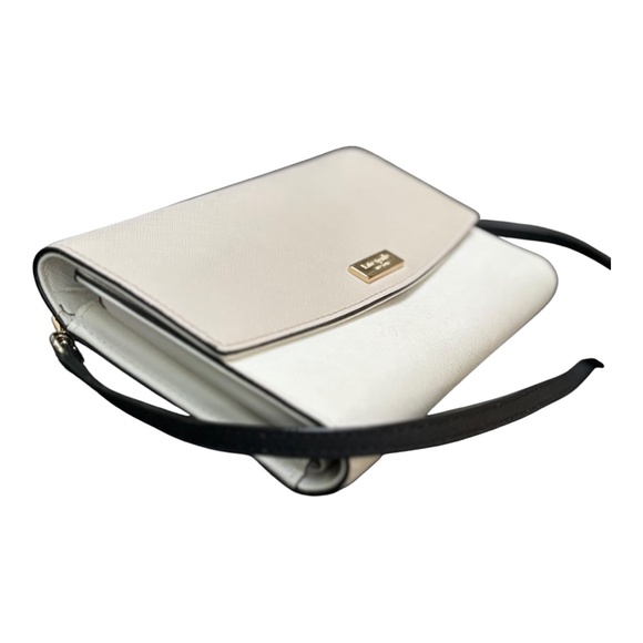 Kate Spade Tan White and black shoulder purse EUC some light wear - Picture 1 of 15